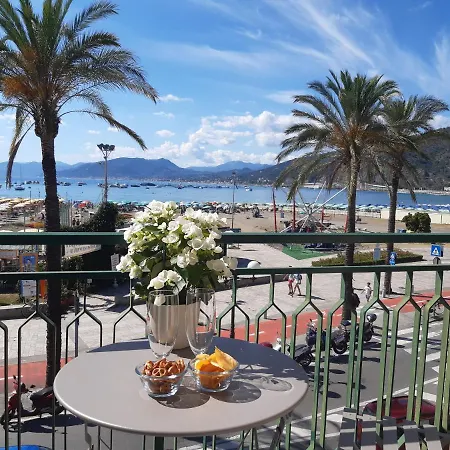 House La Baia Delle Favole By World